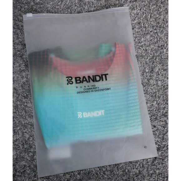 Bandit Running Stamina Crewneck Race Crop In Gulfstream Print NWT Size Large - Picture 4 of 5